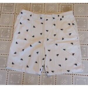 IZOD Mens White Shorts Blue Sail Boats Flat Front Cotton Size 40